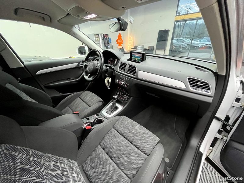 AUDI Q3 2.0 TDI 150CV AMBIENTE S TRONIC 7 SUIVI COMPLET AUDI / CAMERA