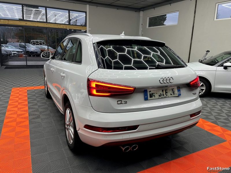 AUDI Q3 2.0 TDI 150CV AMBIENTE S TRONIC 7 SUIVI COMPLET AUDI / CAMERA