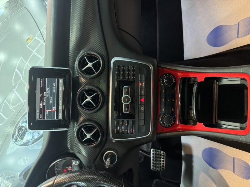 MERCEDES CLA COUPÉ CLA 250 1991CM3 211CV  2013