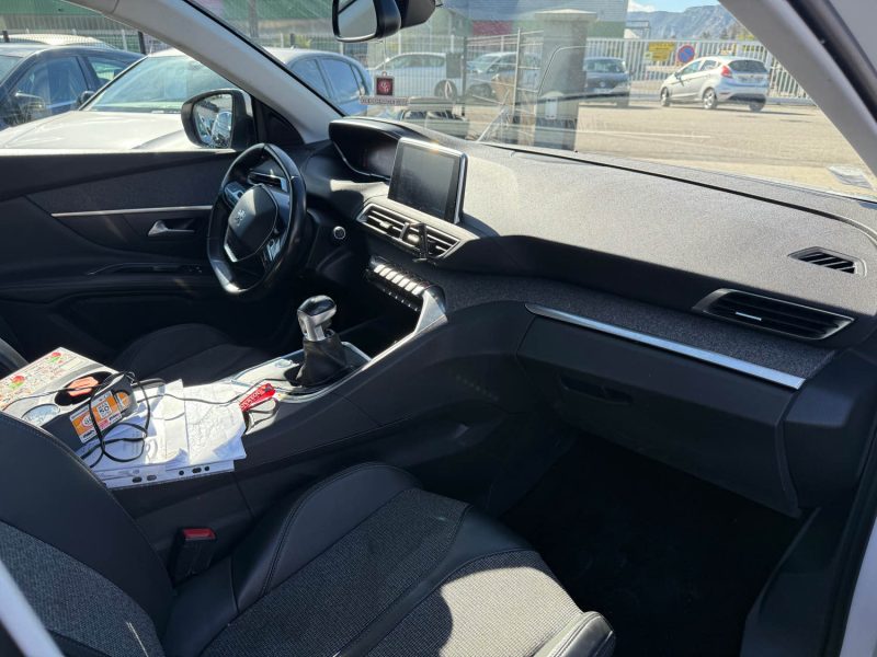 PEUGEOT 3008 1.2 130CH GARANTIE 