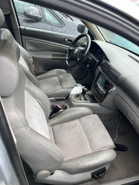 VOLKSWAGEN PASSAT 2.5 TDI - V6 TURBO 4 MOTION 