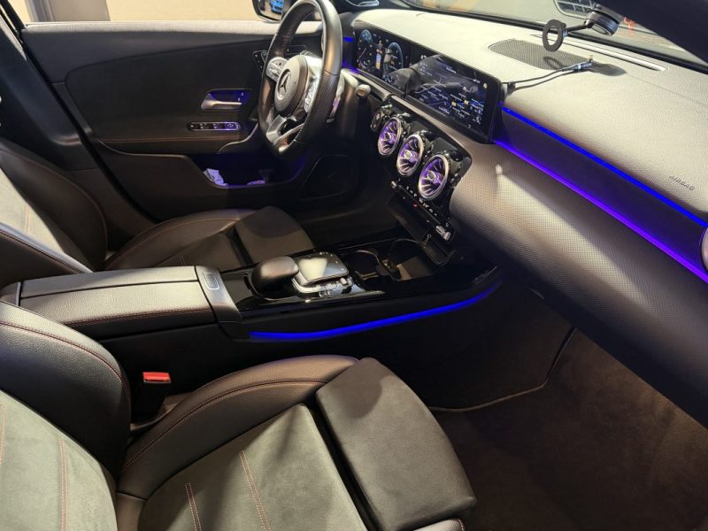 MERCEDES CLASSE A 200 163cv AMG LINE PACK PREMIUM PLUS  BVA -  BURMESTER - TOIT OUVRANT - MBUX 