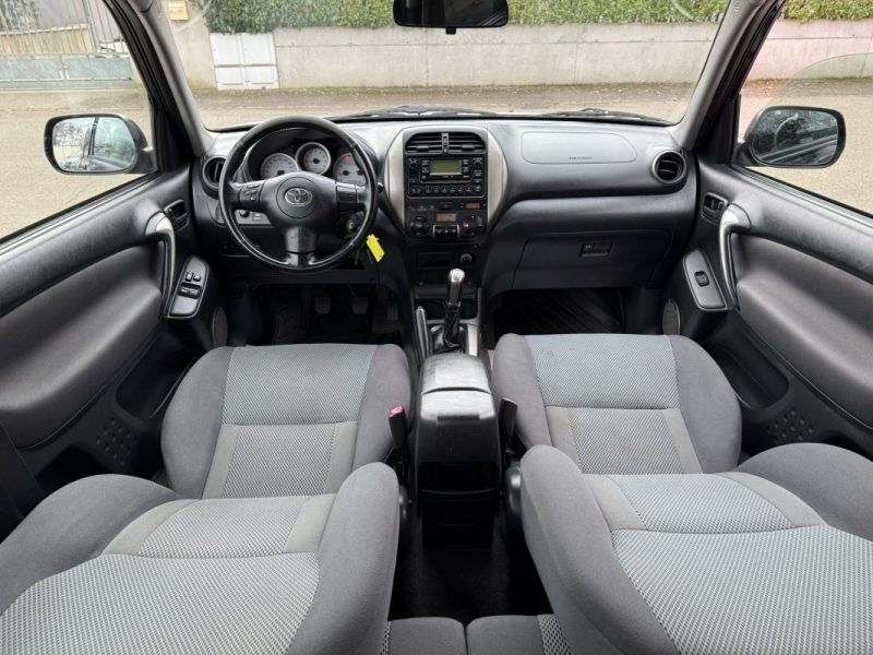 TOYOTA RAV 4 II 2.0L 150CV VVT-I GX 3P 2004