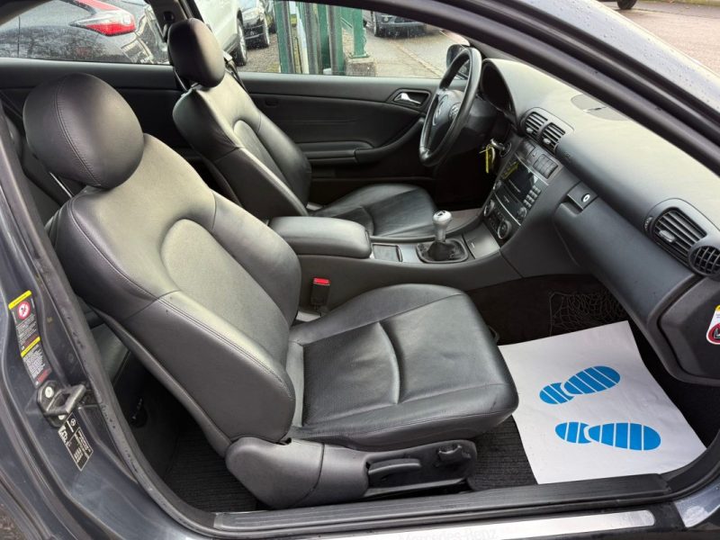 MERCEDES BENZ CLASSE C230 2.5i V6 COUPE AVANTGARDE 204CV 