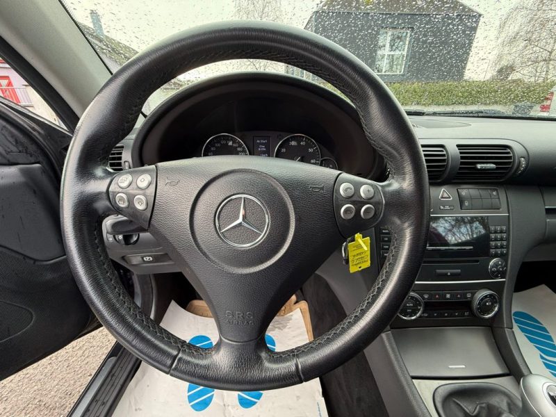 MERCEDES BENZ CLASSE C230 2.5i V6 COUPE AVANTGARDE 204CV 