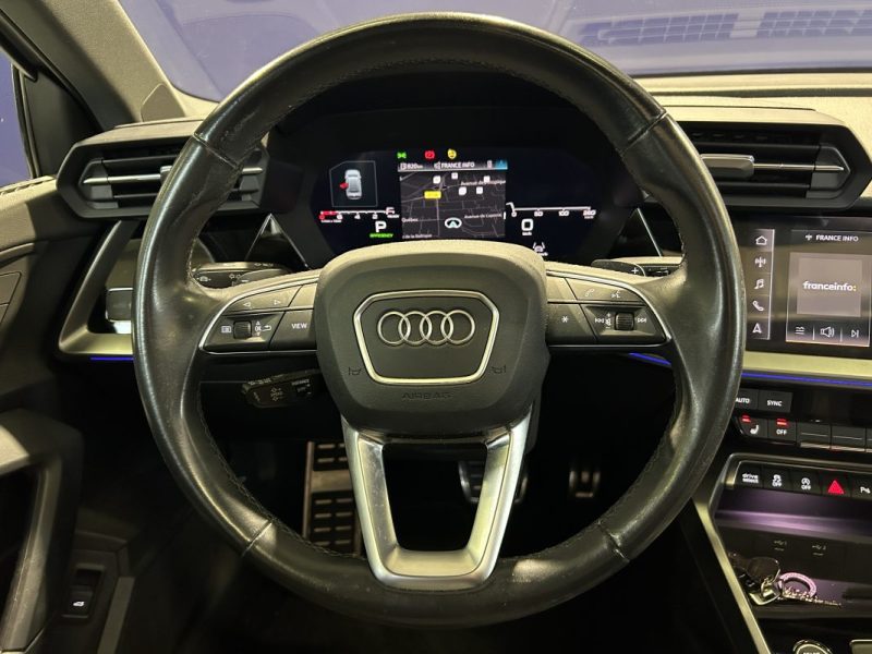 AUDI A3 BERLINE 35 TFSI 150CV MILD HYBRID S TRONIC / TOIT OUVRANT & SIÈGES CHAUFFANTS