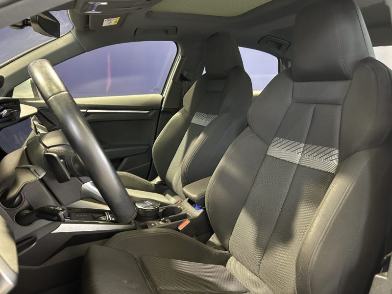 AUDI A3 BERLINE 35 TFSI 150CV MILD HYBRID S TRONIC / TOIT OUVRANT & SIÈGES CHAUFFANTS