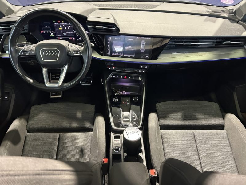 AUDI A3 BERLINE 35 TFSI 150CV MILD HYBRID S TRONIC / TOIT OUVRANT & SIÈGES CHAUFFANTS