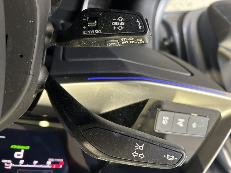 AUDI A3 BERLINE 35 TFSI 150CV MILD HYBRID S TRONIC / TOIT OUVRANT & SIÈGES CHAUFFANTS