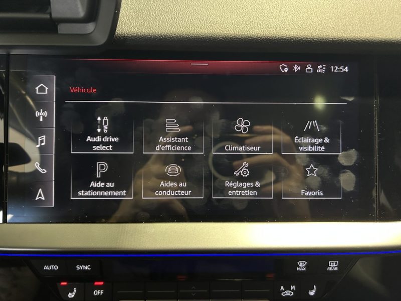 AUDI A3 BERLINE 35 TFSI 150CV MILD HYBRID S TRONIC / TOIT OUVRANT & SIÈGES CHAUFFANTS