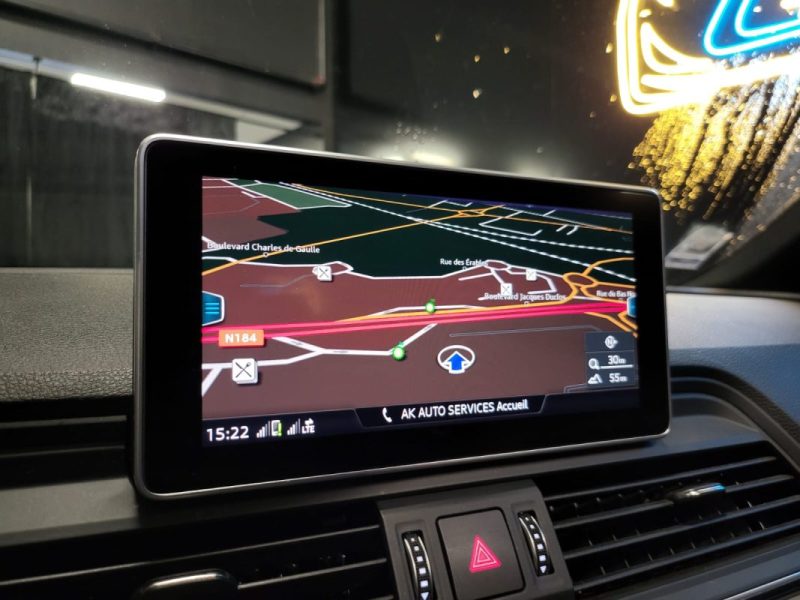AUDI Q5 50 TFSIE 299CH S LINE QUATTRO S TRONIC 7 / TOIT OUVRANT + APPLE CARPLAY + HAYON ELECTRIQUE / 