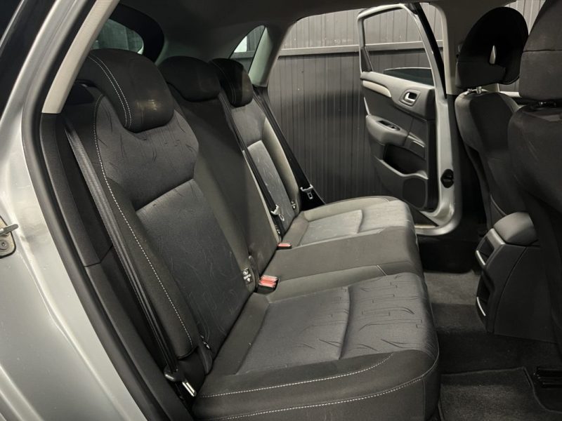 CITROEN C4 II 1.6 HDI 92 Cv 29 100 Kms REELS / 5 PORTES ECRAN GPS CRIT AIR 2 - GARANTIE 1 AN