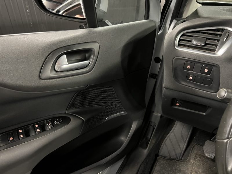 CITROEN C4 II 1.6 HDI 92 Cv 29 100 Kms REELS / 5 PORTES ECRAN GPS CRIT AIR 2 - GARANTIE 1 AN