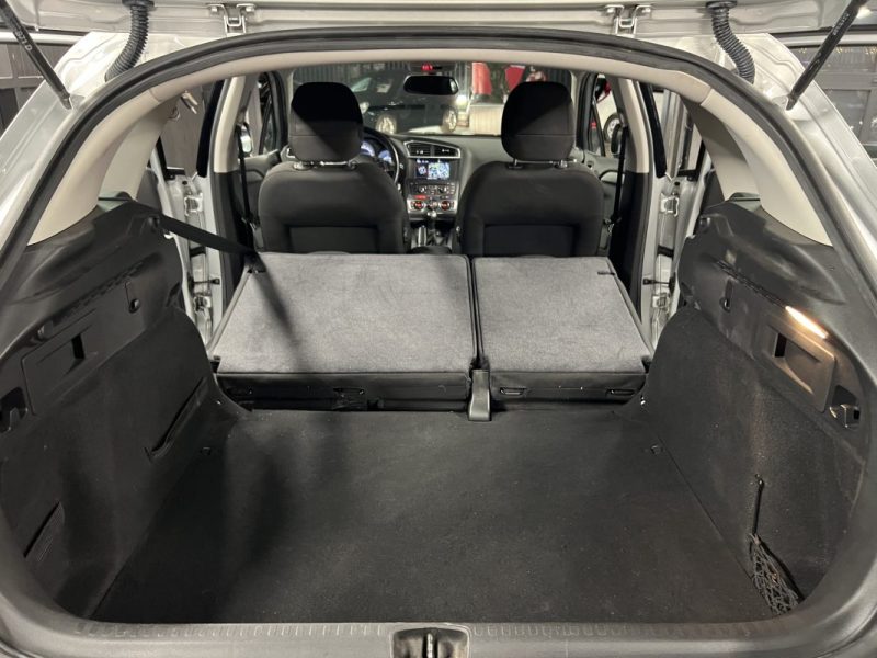 CITROEN C4 II 1.6 HDI 92 Cv 29 100 Kms REELS / 5 PORTES ECRAN GPS CRIT AIR 2 - GARANTIE 1 AN