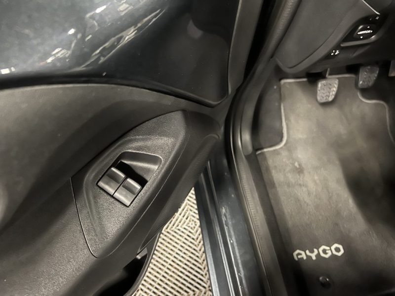 TOYOTA AYGO II 1.0 VVT-i 69 Cv 5 PORTES CLIMATISATION ECRAN TACTILE CAMERA RECUL - GARANTIE 1 AN