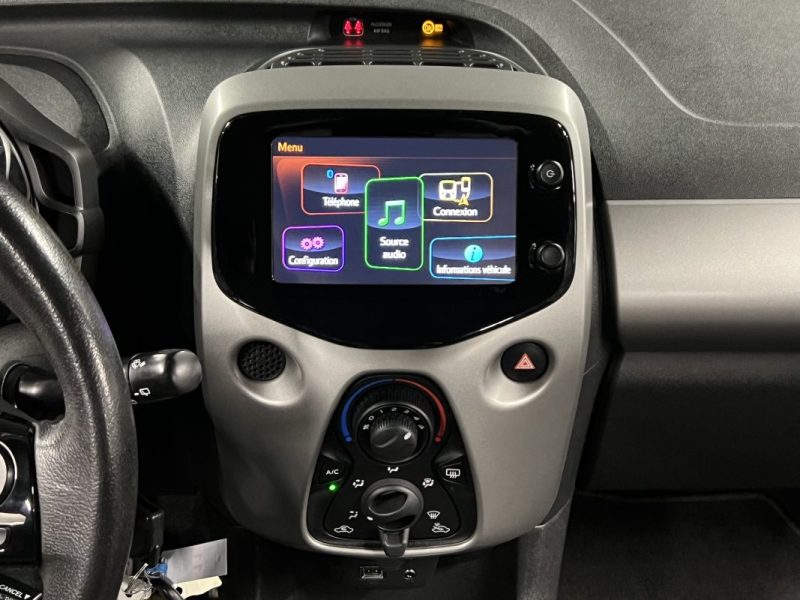 TOYOTA AYGO II 1.0 VVT-i 69 Cv 5 PORTES CLIMATISATION ECRAN TACTILE CAMERA RECUL - GARANTIE 1 AN