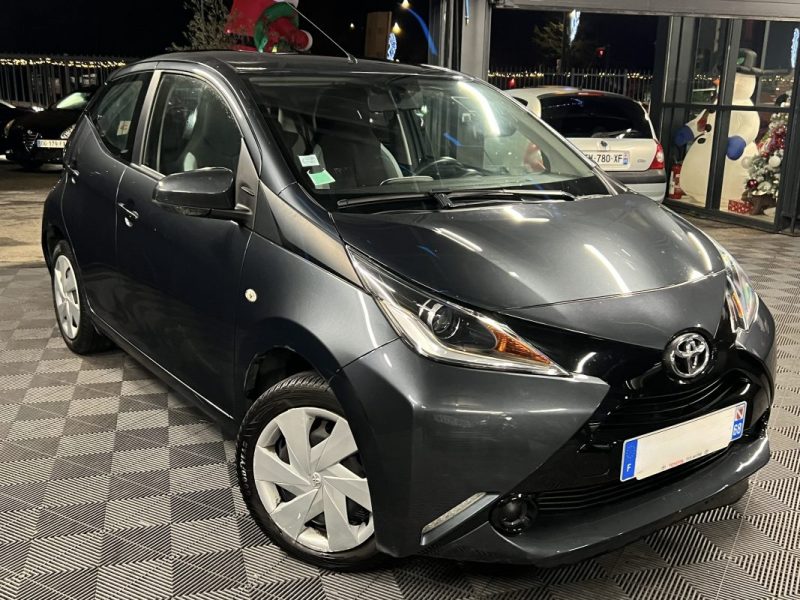 TOYOTA AYGO II 1.0 VVT-i 69 Cv 5 PORTES CLIMATISATION ECRAN TACTILE CAMERA RECUL - GARANTIE 1 AN