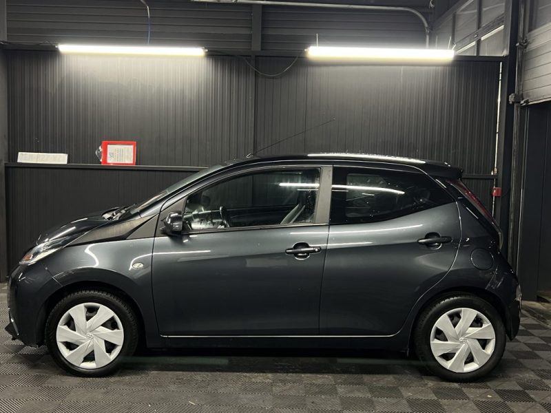 TOYOTA AYGO II 1.0 VVT-i 69 Cv 5 PORTES CLIMATISATION ECRAN TACTILE CAMERA RECUL - GARANTIE 1 AN