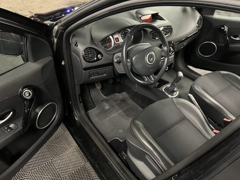 RENAULT CLIO 3 III PHASE 2 1.5 DCI 70 Cv - FRAIS A PREVOIR / LIRE L ANNONCE