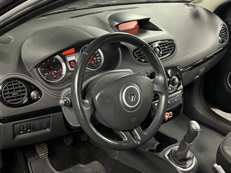 RENAULT CLIO 3 III PHASE 2 1.5 DCI 70 Cv - FRAIS A PREVOIR / LIRE L ANNONCE