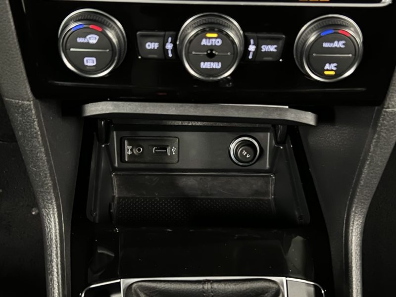 VOLKSWAGEN GOLF 7 VII SPORTSVAN CARAT 1.4 TSI 125 Cv 1ERE MAIN / GPS BVM6 CRIT AIR 1 - GARANTIE 1 AN