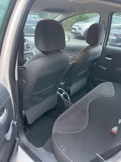 4️⃣ 💶 Citroën C3 1.4i – Airplay / Petit Budget