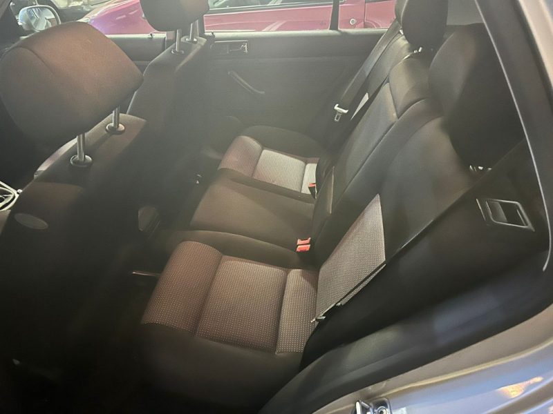 VOLKSWAGEN GOLF IV 1.6 105 CV CHAMP 1.6 CHAMP 2002