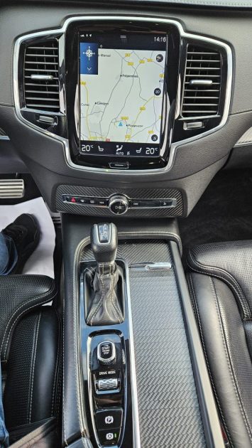 VOLVO XC90 II 2.0 235CV D5 AWD R-DESIGN CUIR CAMERA 360 TETE HAUTE BOWERS&WILKINS