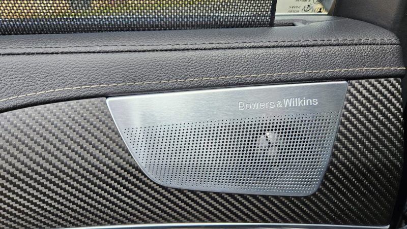 VOLVO XC90 II 2.0 235CV D5 AWD R-DESIGN CUIR CAMERA 360 TETE HAUTE BOWERS&WILKINS