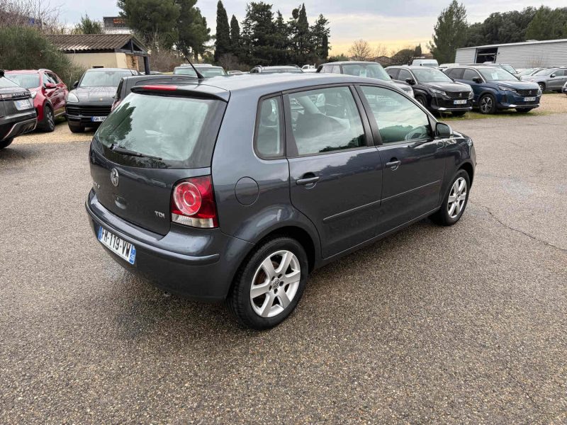 VOLKSWAGEN POLO TDI 80 TREND 157mkm