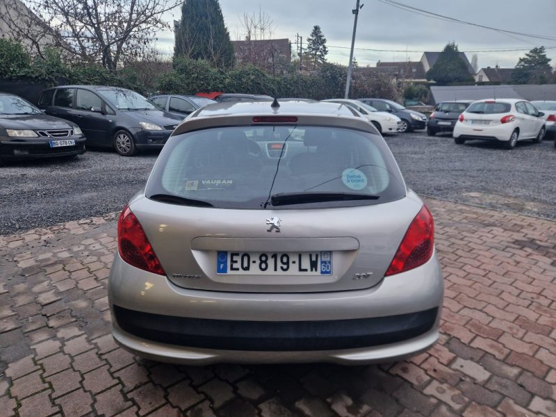 PEUGEOT 207 1.4L I 16V 90CV *EXECUTIVE* GARANTIE REVISE 2006