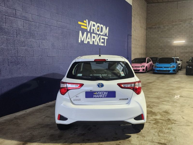 TOYOTA YARIS DYNAMIC 1.5 HYBRID-100cv-BVA-1ER MAIN-ENTRETIEN A JOUR