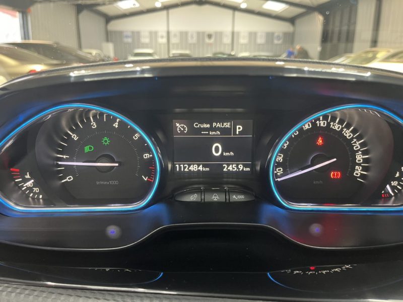 Peugeot 2008 1.2i 110ch Allure S&S EAT6 | 115 000 KM | Boite automatique | Toit panoramique | Radars