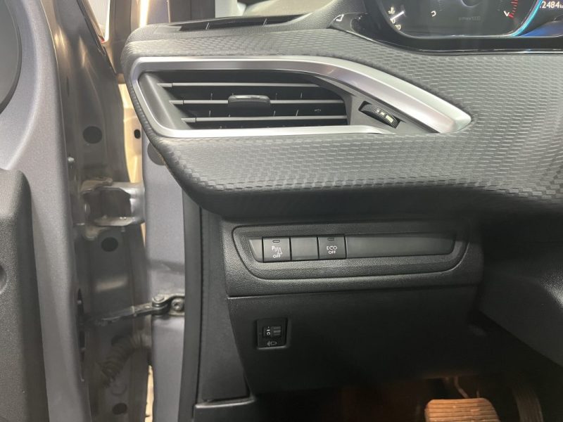 Peugeot 2008 1.2i 110ch Allure S&S EAT6 | 115 000 KM | Boite automatique | Toit panoramique | Radars