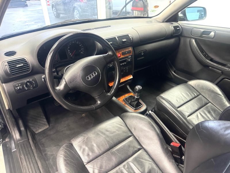 AUDI A3 1.9 TDI AMBIENTE 130 CV  2001