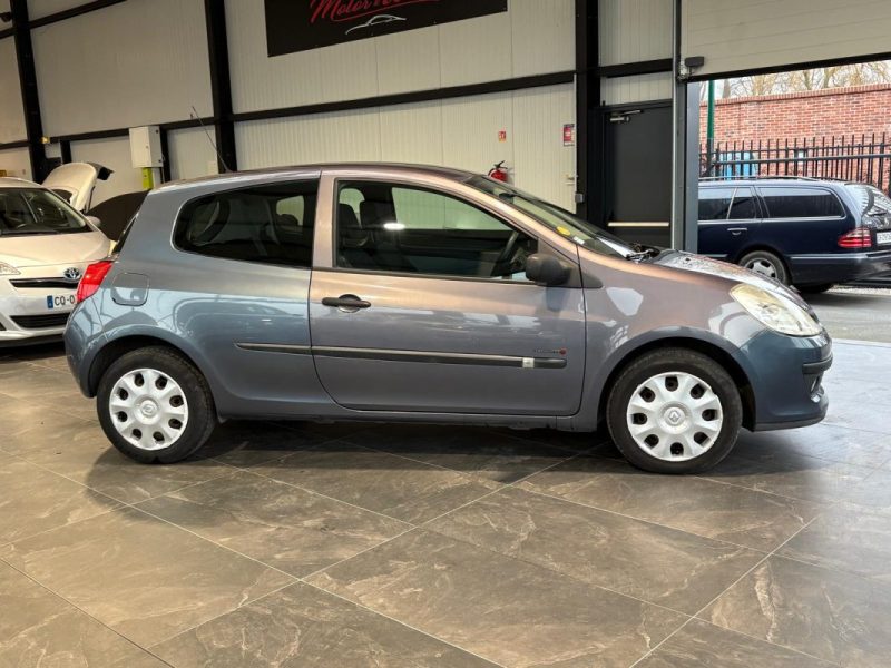 🔹 Renault Clio 3 – 1.5 dCi – 70Ch – Confort Dynamique - Reprise possible - Garantie 3 mois 