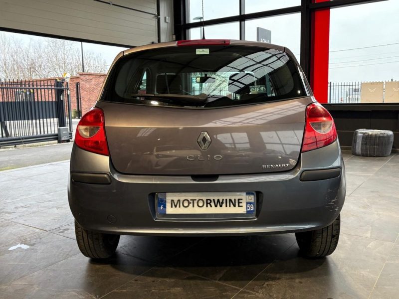 🔹 Renault Clio 3 – 1.5 dCi – 70Ch – Confort Dynamique - Reprise possible - Garantie 3 mois 