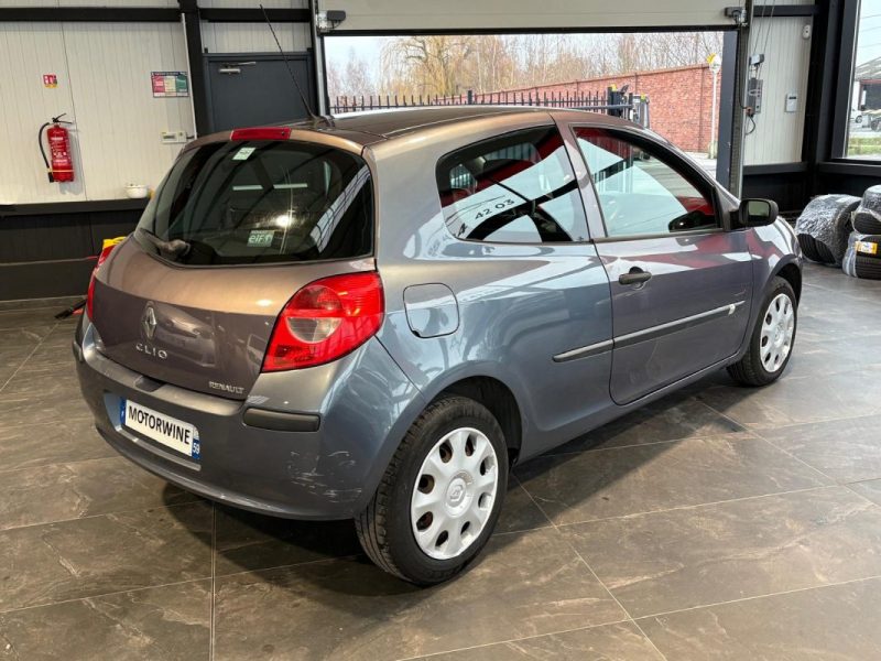🔹 Renault Clio 3 – 1.5 dCi – 70Ch – Confort Dynamique - Reprise possible - Garantie 3 mois 
