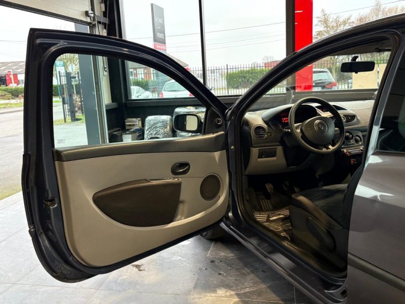 🔹 Renault Clio 3 – 1.5 dCi – 70Ch – Confort Dynamique - Reprise possible - Garantie 3 mois 