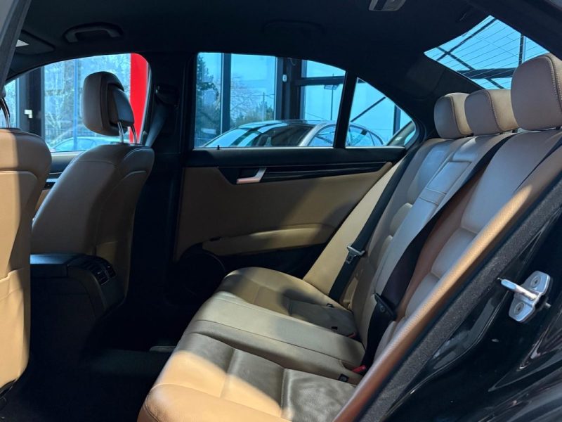 🔹 Mercedes-Benz Classe C 200 – 2.2 CDI – 136 chevaux - Elégance - Sièges chauffants - Cuir 