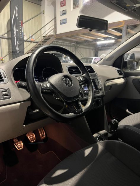 MAGNIFIQUE VOLKSWAGEN POLO CUP 1.2 TSI 60CH (1ERE MAIN ÉCRAN MULTIMÉDIA, BLUETOOTH)⭐️⭐️⭐️⭐️⭐️