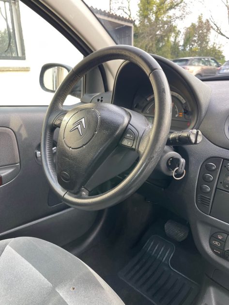 CITROEN C2 1.4I EXCLUSIVE SENSODRIVE  2004