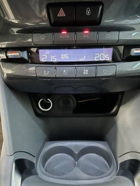 PEUGEOT 208 I (CA_, CC_) 1.6 VTI 120CH BVM5 ALLURE 0001