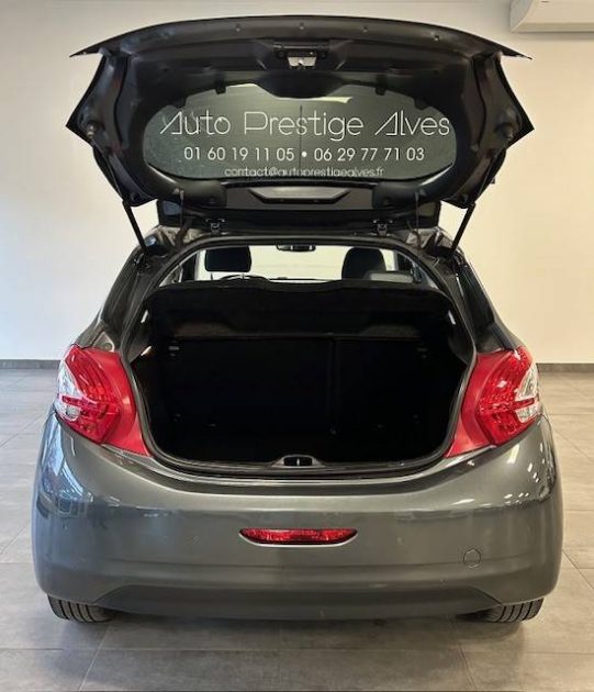 PEUGEOT 208 I (CA_, CC_) 1.6 VTI 120CH BVM5 ALLURE 0001