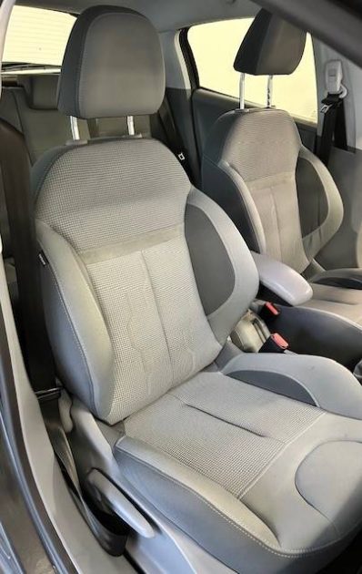 PEUGEOT 208 I (CA_, CC_) 1.6 VTI 120CH BVM5 ALLURE 0001