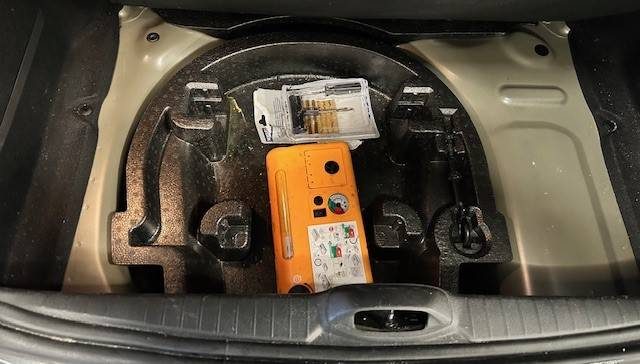 PEUGEOT 208 I (CA_, CC_) 1.6 VTI 120CH BVM5 ALLURE 0001