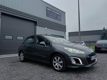 PEUGEOT 308 1.6 HDI 92 CV ACTIVE / Bluetooth / Suivi Peugeot CT OK