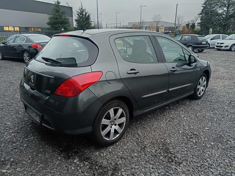 PEUGEOT 308 1.6 HDI 92 CV ACTIVE / Bluetooth / Distribution Neuve