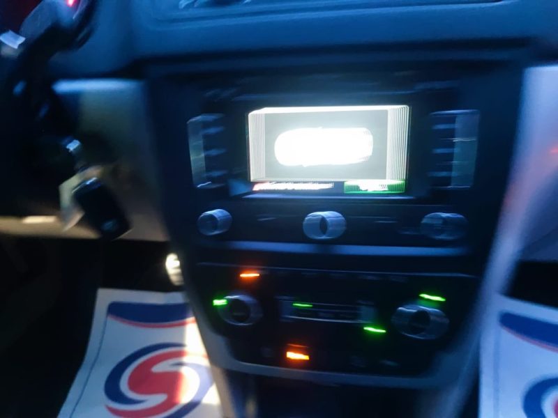 SKODA YETI 1.2 TSI ELEGANCE DSG 4X2 2012