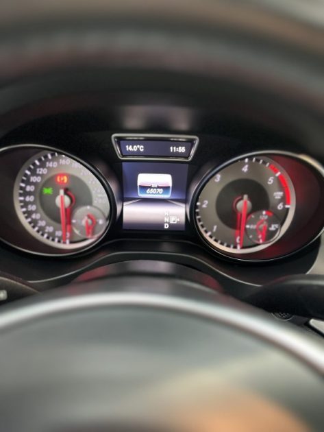 Mercedes CLA 200d Business 7G-DCT | 68 000 KM | Toit ouvrant | jantes noir